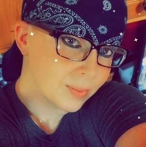 Meet your Posher, Christina